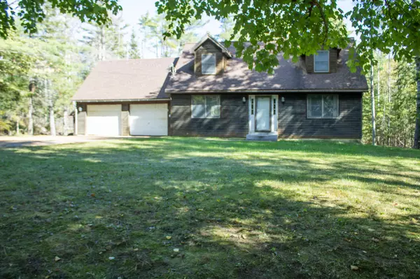 Glenburn, ME 04401,9 Pine Grove AVE