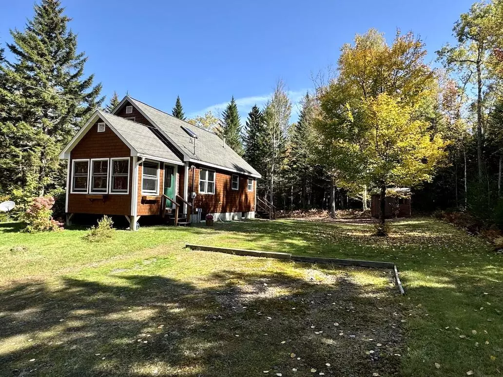 Rangeley Plt, ME 04970,20 Rabbit LN