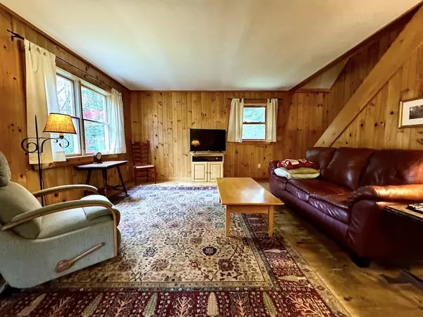 Rangeley Plt, ME 04970,20 Rabbit LN