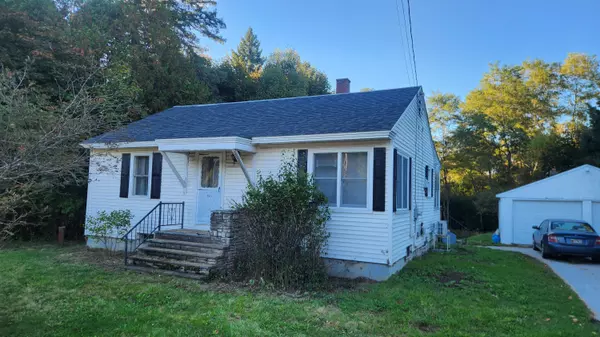 467 River RD,  Orrington,  ME 04474