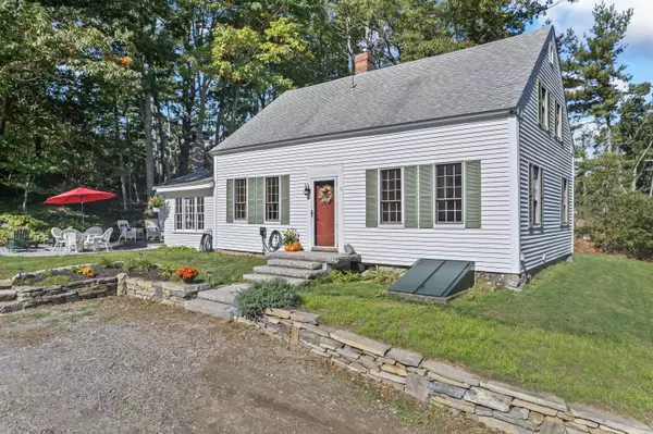 62 Nequasset RD, Woolwich, ME 04579