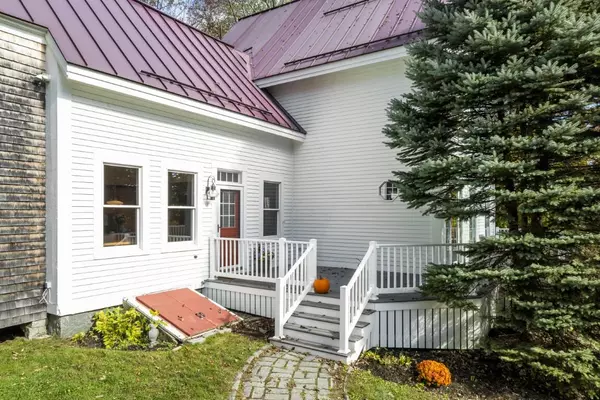 Newcastle, ME 04553,51 River RD