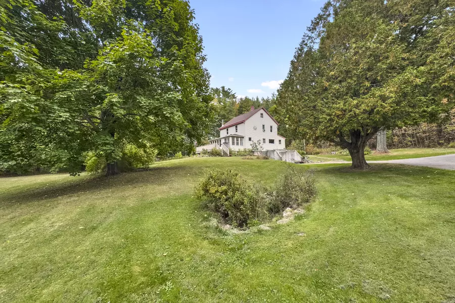 230 Oyster River RD, Warren, ME 04864