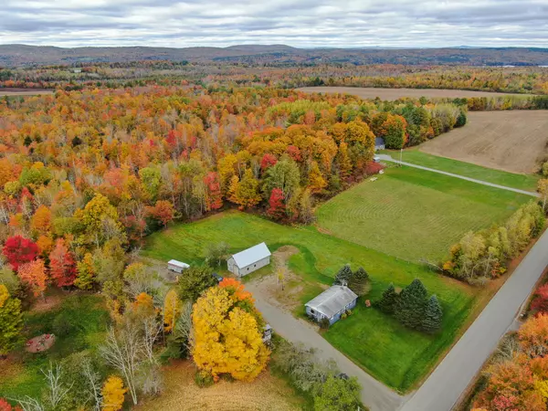 Saint Albans, ME 04971,26 Melody LN