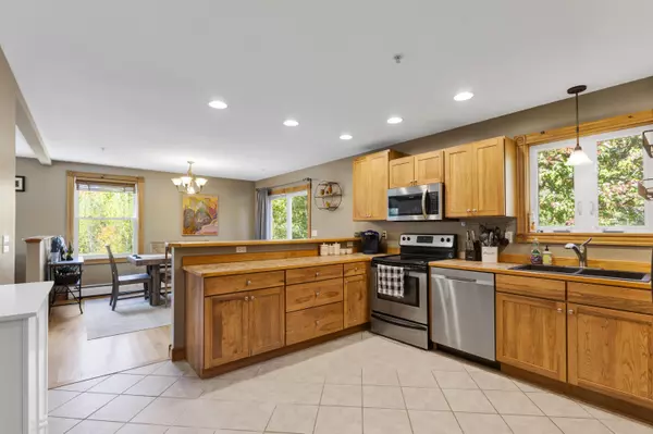 Sanford, ME 04073,22 Fox Ridge Run ST