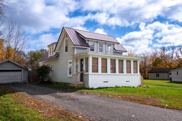 45 Fairview AVE, Dover-foxcroft, ME 04426