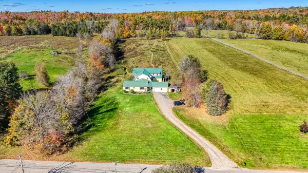 139 Shore RD, Dexter, ME 04930