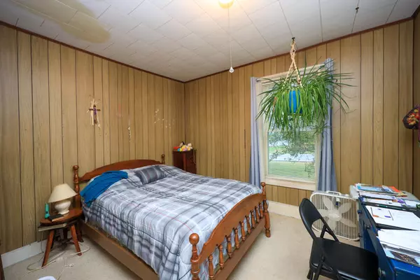 Patten, ME 04765,41 Shin Pond RD