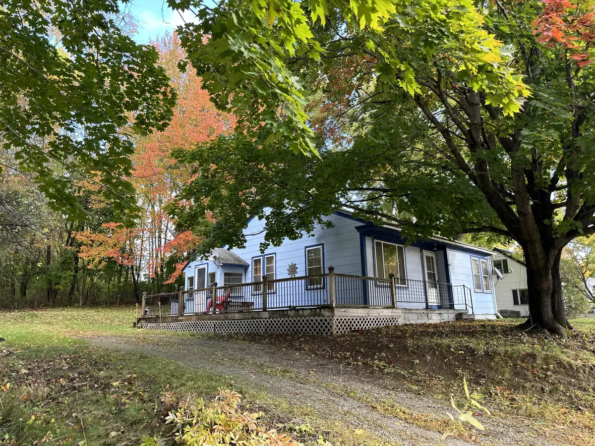 Oakland, ME 04963,69 Heath ST