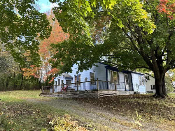 69 Heath ST, Oakland, ME 04963