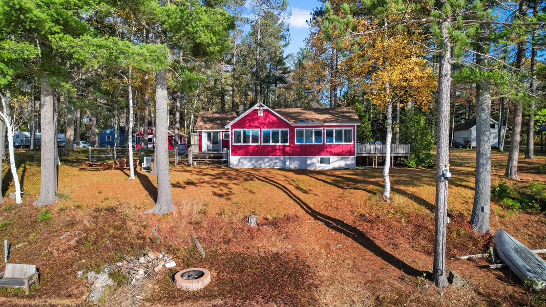 167 W Pond RD, Ebeemee Twp, ME 04414