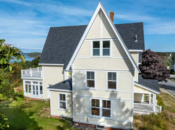 Lubec, ME 04652,35 Main ST