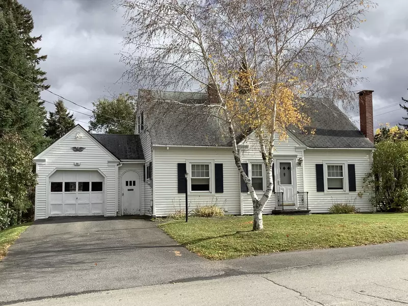 35 Elm ST, Fort Fairfield, ME 04742