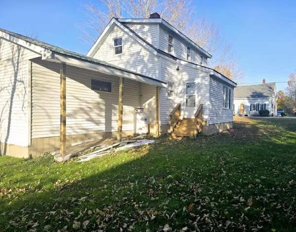 Kenduskeag, ME 04450,13 Center ST