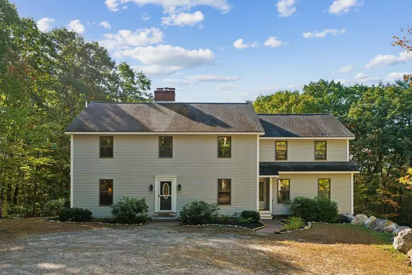 Raymond, ME 04071,9 Waterview RD