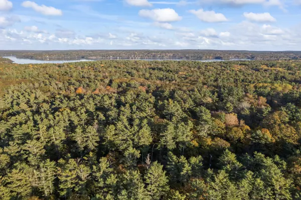 Westport Island, ME 04578,960 Main RD