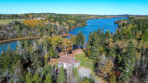 879 County RD, Lubec, ME 04652