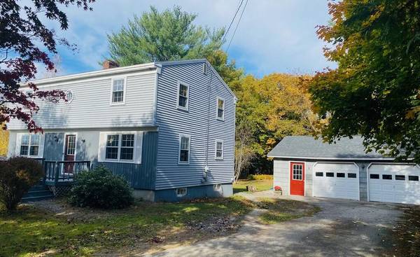 13 Birch Hill RD, Orrington, ME 04474