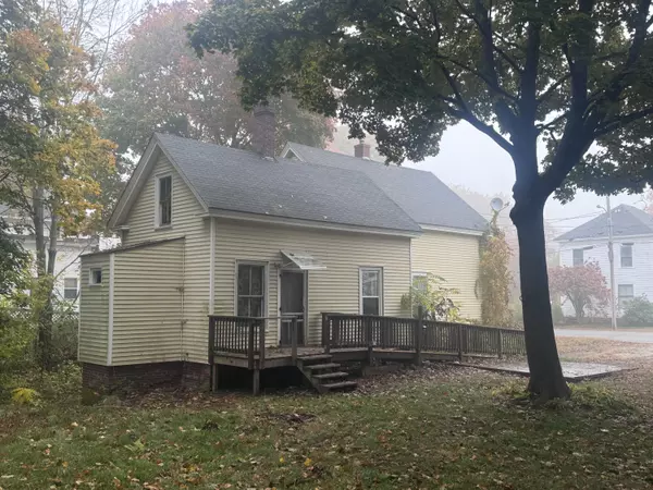 Lisbon, ME 04252,8 Plummer ST