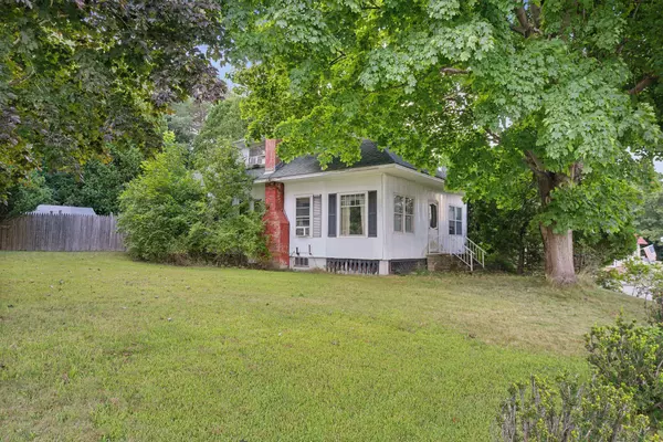 Farmingdale, ME 04344,442-448 Maine AVE