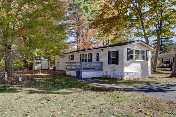 11 Schoppee DR, Old Orchard Beach, ME 04064