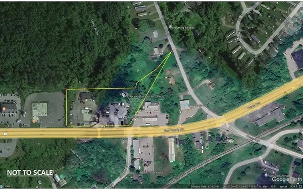 Thomaston, ME 04861,218-222 New County RD