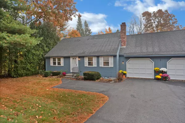 97 Flintlock Village RD #1, Wells, ME 04090