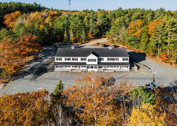 Mount Desert, ME 04660,1049 Main ST