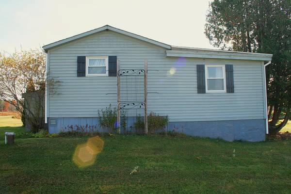 3122 N Union RD, Union, ME 04862