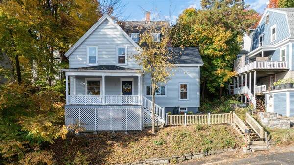 24 Charles ST, Auburn, ME 04210