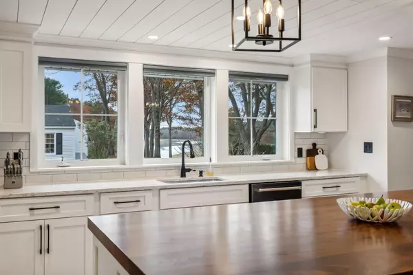 Kennebunk, ME 04043,19 Ocean View RD