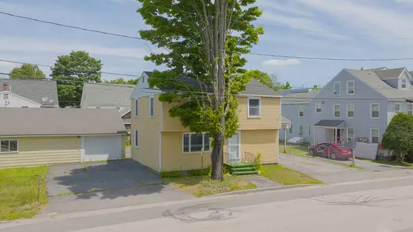 Saco, ME 04072,25 Green ST