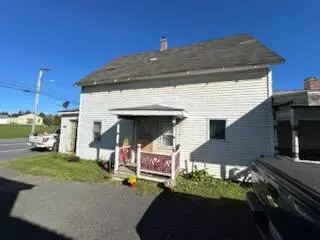 Bridgewater, ME 04735,443 Main RD