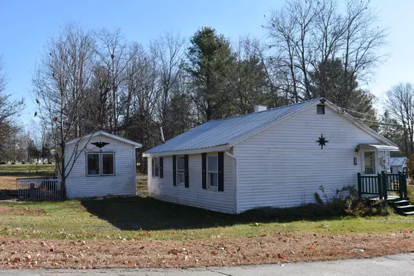 Medway, ME 04460,6 Village LN