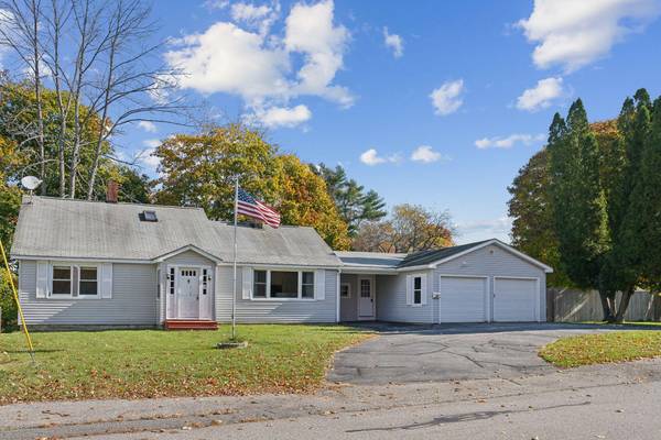 12 Huntress AVE, Westbrook, ME 04092