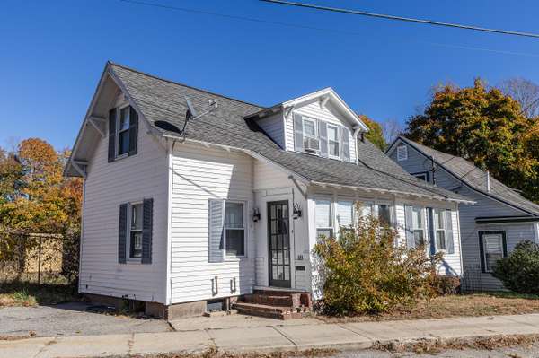 18 State ST, Sanford, ME 04073