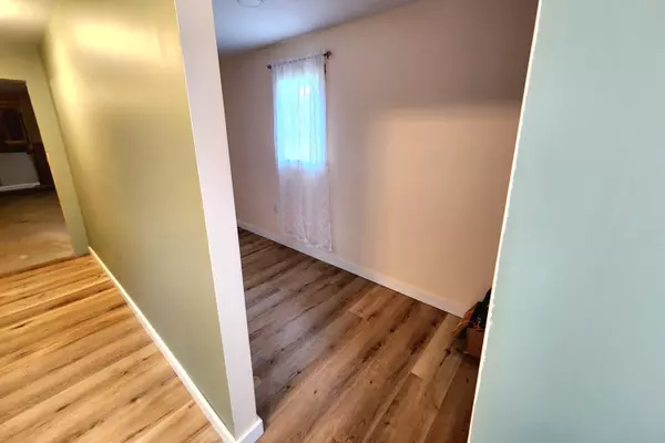 Chester, ME 04457,281 Pea Ridge RD