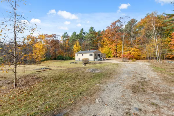 Freeport, ME 04032,1527 US Route 1