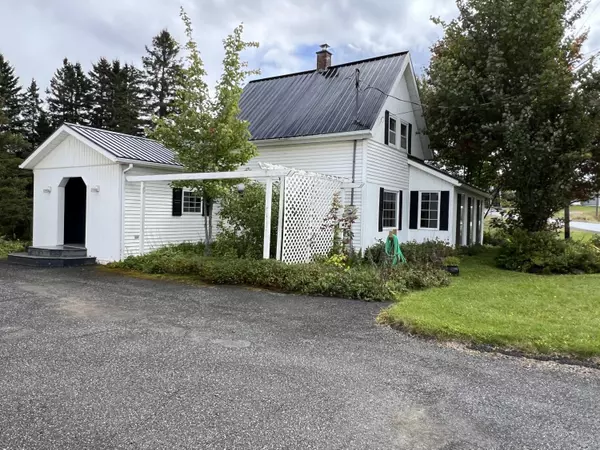 Fort Kent, ME 04743,752 Caribou RD