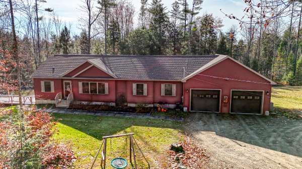 46 Woodland DR, West Gardiner, ME 04345