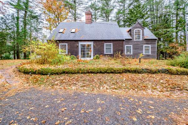 62 Woodward Point RD, Brunswick, ME 04011