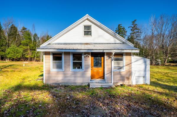 198 Old Stagecoach RD, Alton, ME 04468