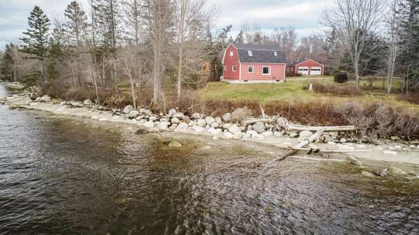 Penobscot, ME 04476,44 Jamaica LN