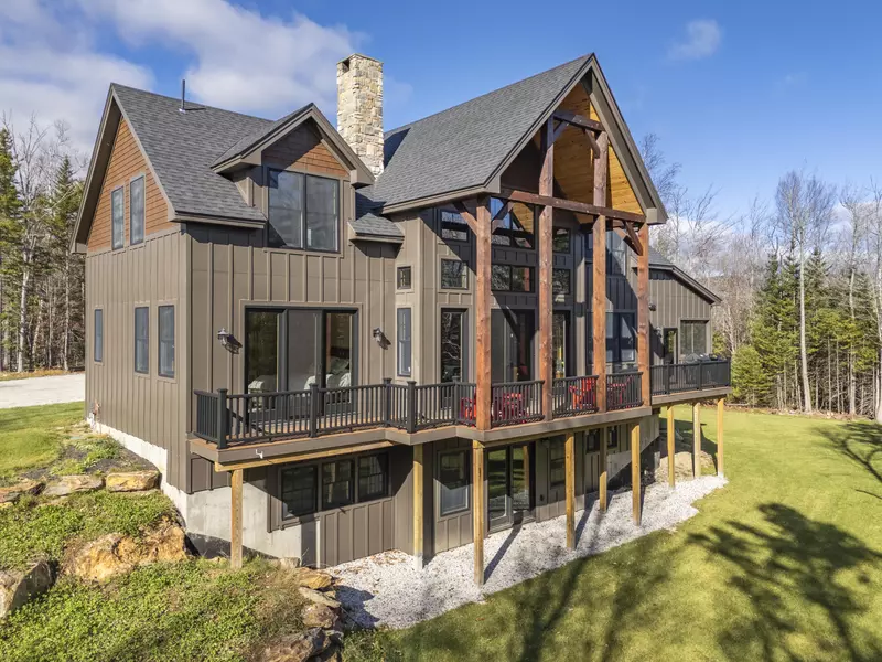 100 Morganite WAY, Newry, ME 04261