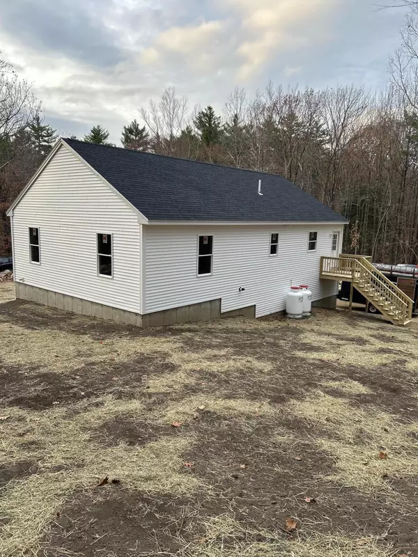 Parsonsfield, ME 04047,454 Maplecrest RD