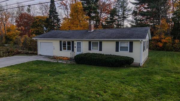 42 Gilbert ST, Orono, ME 04473