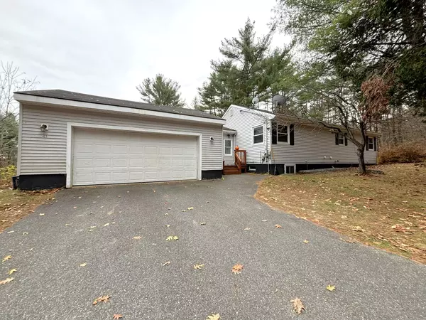 403 Quaker Ridge RD, Greene, ME 04236