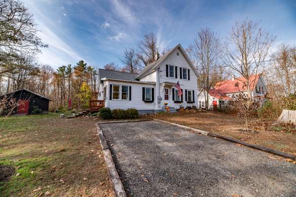 5 Toncer RD, Livermore, ME 04253