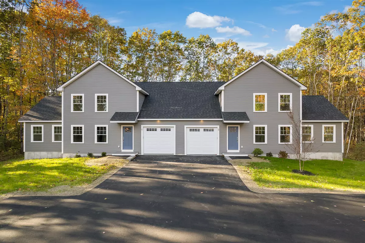 Kennebunk, ME 04043,1-3 Honeysuckle LN