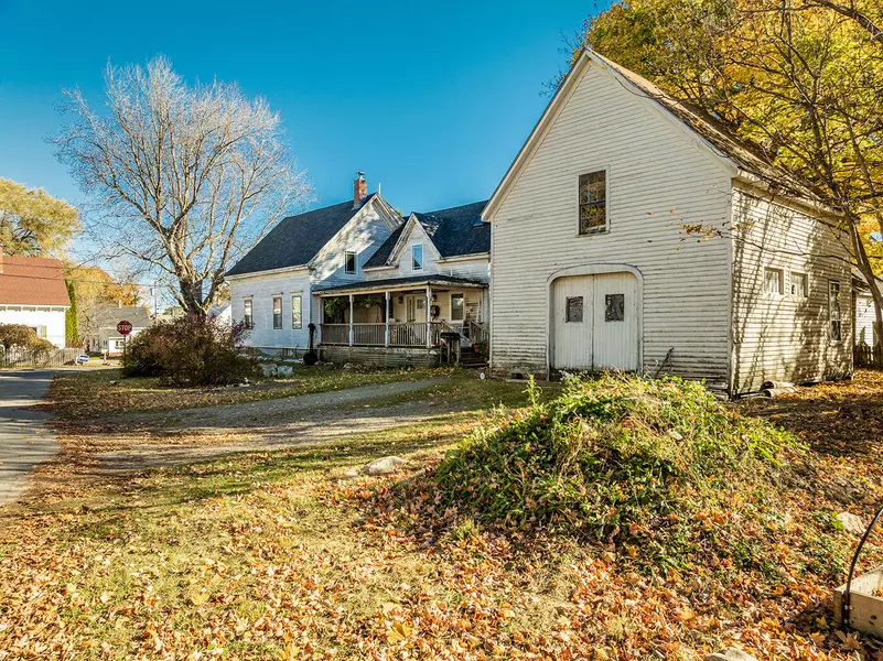 21 Suffolk ST, Rockland, ME 04841